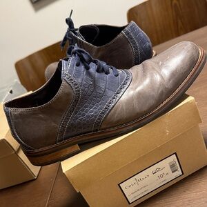 Cole Haan Men's leather Gray and Blue